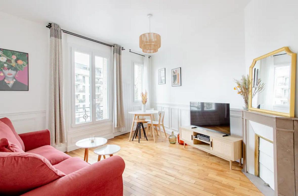 Charmant Appartement Cosy A Suresnes Exterior foto